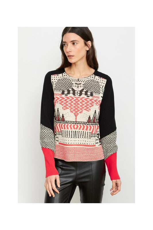 GEOMETRIC SWEATER