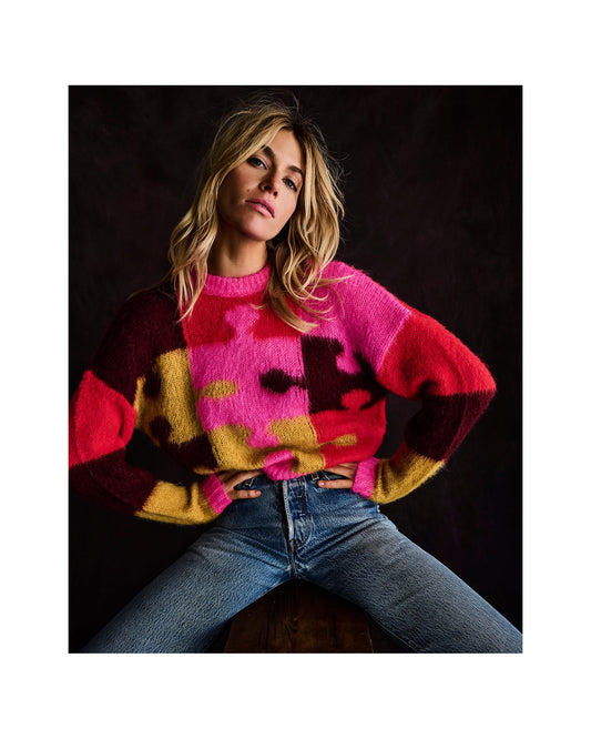 PUZZLED PULLOVER SWEATER