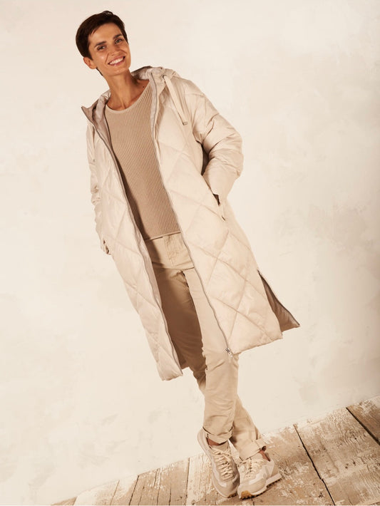QUILTED HOODED ZIPPER COAT
