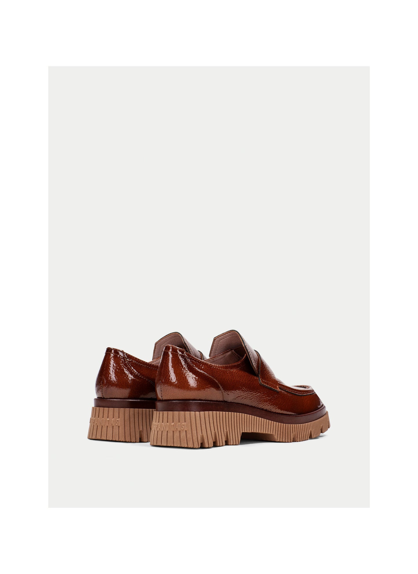 PATENT LEATHER LOAFER